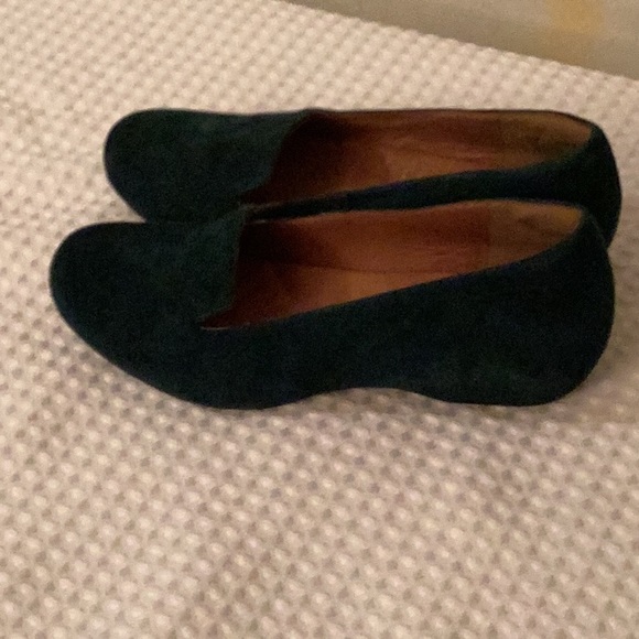 Clark’s Artisan dark blue suede round toe slip on flats size # 7 M. - Picture 4 of 10
